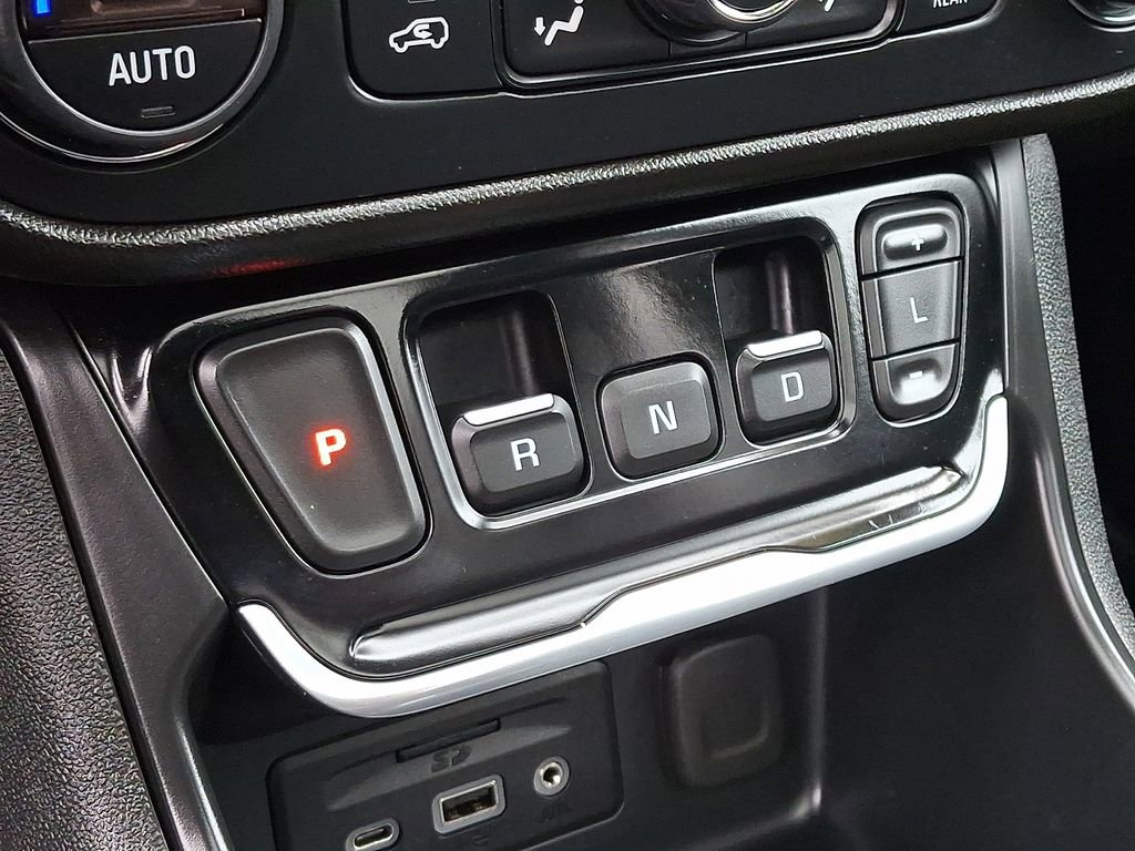 Certified 2021 GMC Terrain SLT w/ Infotainment Package II image 15