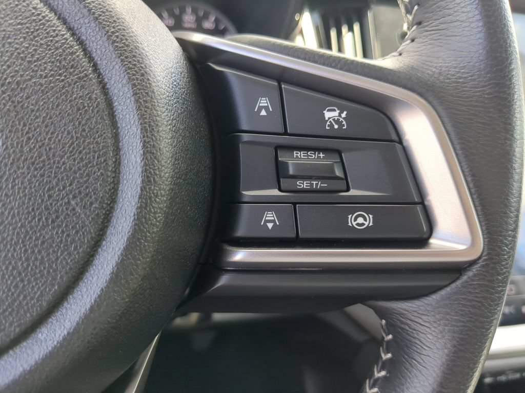 Used 2025 Subaru Outback Premium AWD/4WD image 29