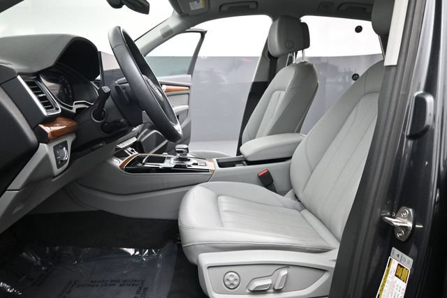 Used 2023 Audi Q5 2.0T Premium Plus w/ Premium Plus Package AWD/4WD image 15