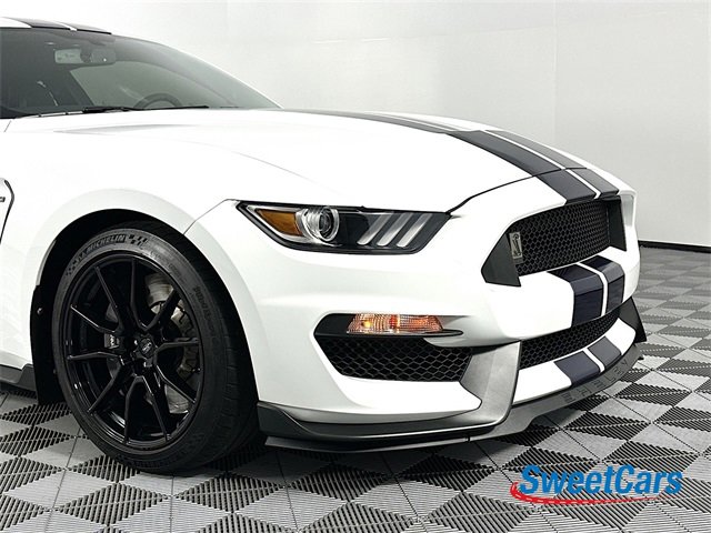 Used 2020 Ford Mustang Shelby GT350 w/ Technology Package image 46