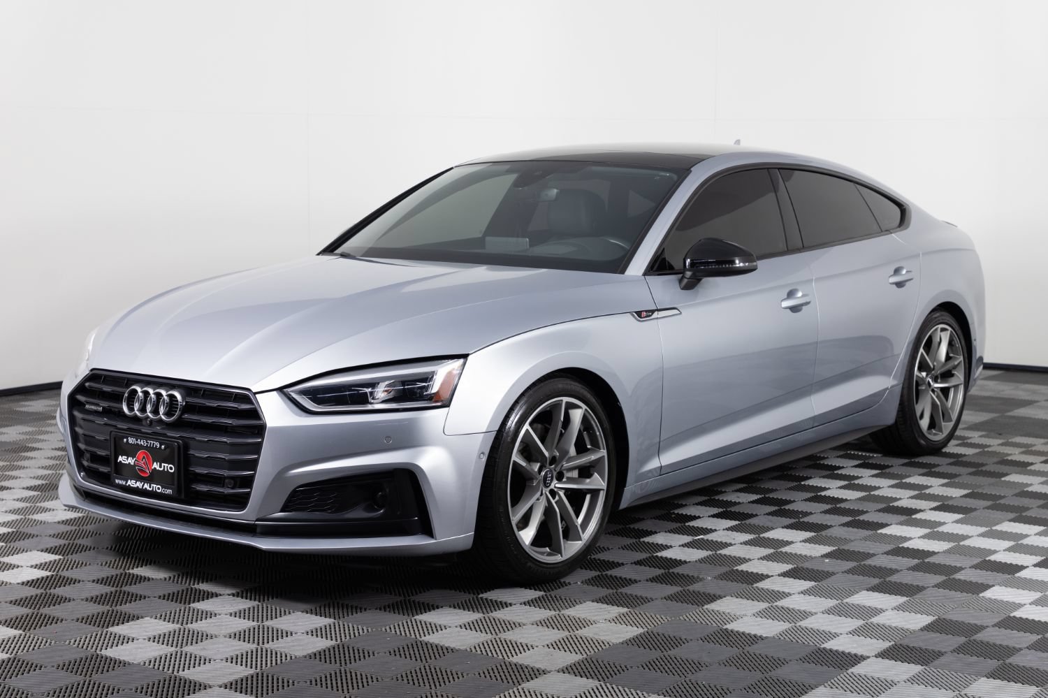 Used 2019 Audi A5 2.0T Prestige w/ Black Optic Plus Package AWD/4WD image 2