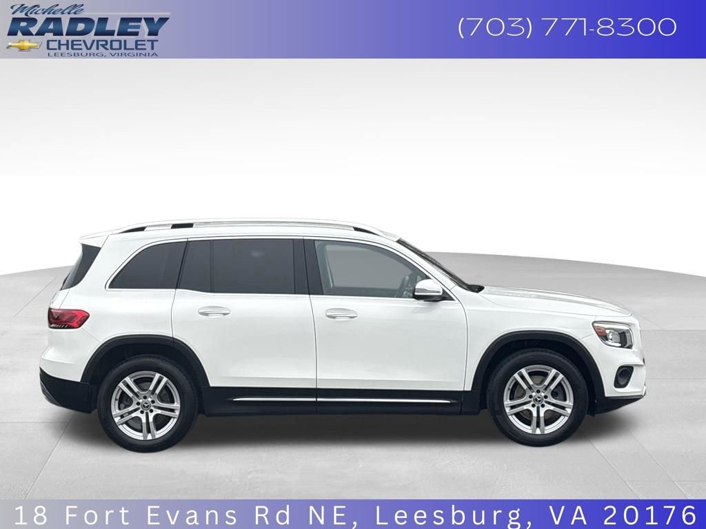 Used 2022 Mercedes-Benz GLB 250 4MATIC image 7
