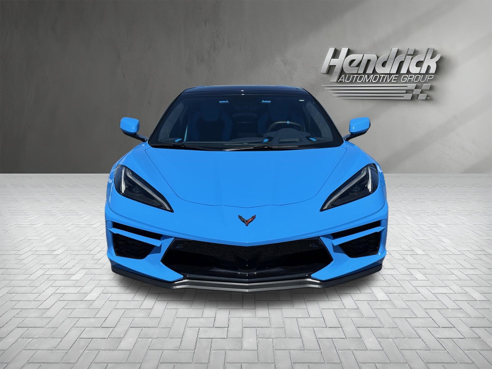 Used 2023 Chevrolet Corvette Stingray Premium Conv w/ Z51 Performance Package RWD image 3