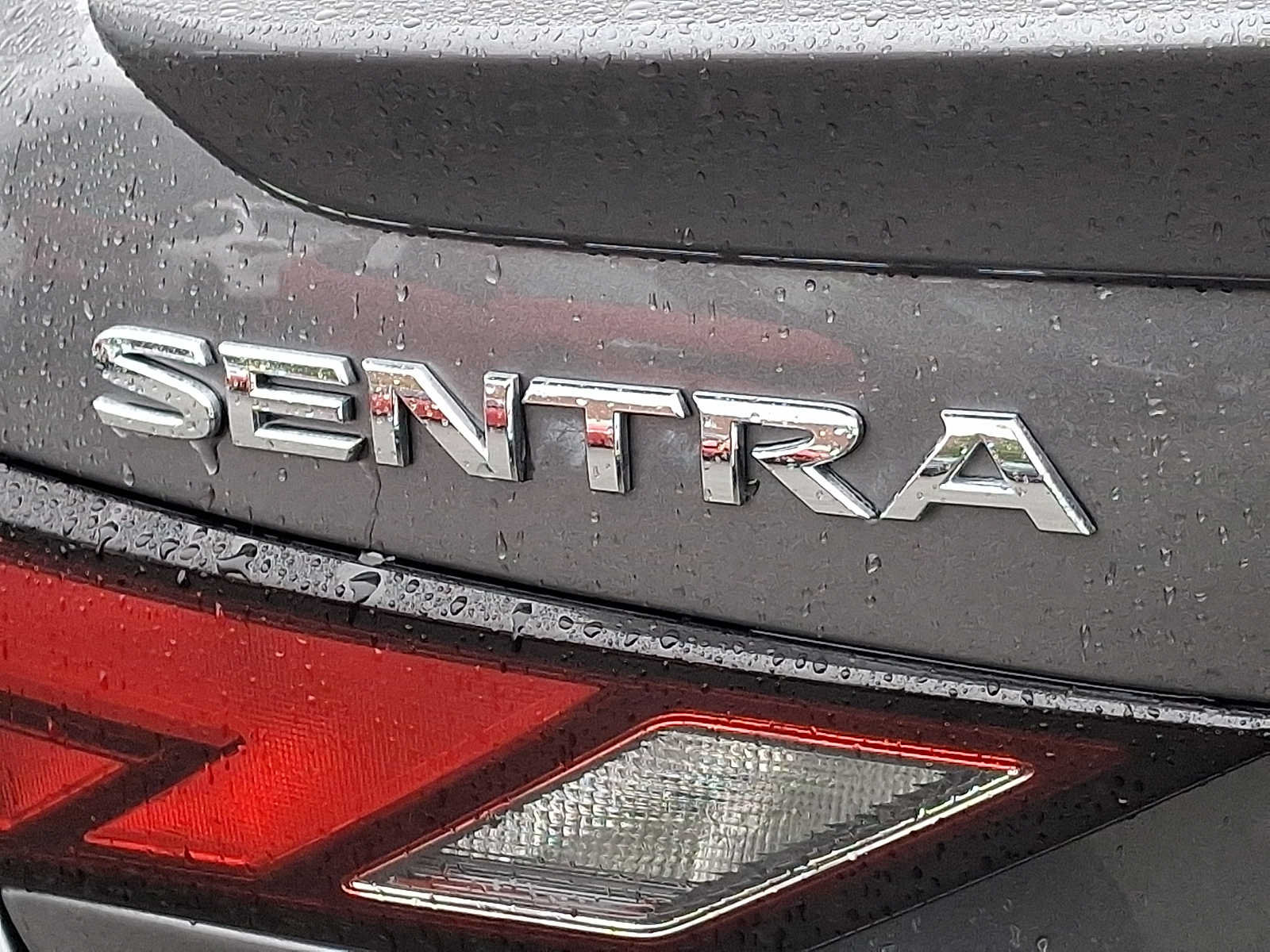 Used 2022 Nissan Sentra SR w/ Trunk Package FWD image 28