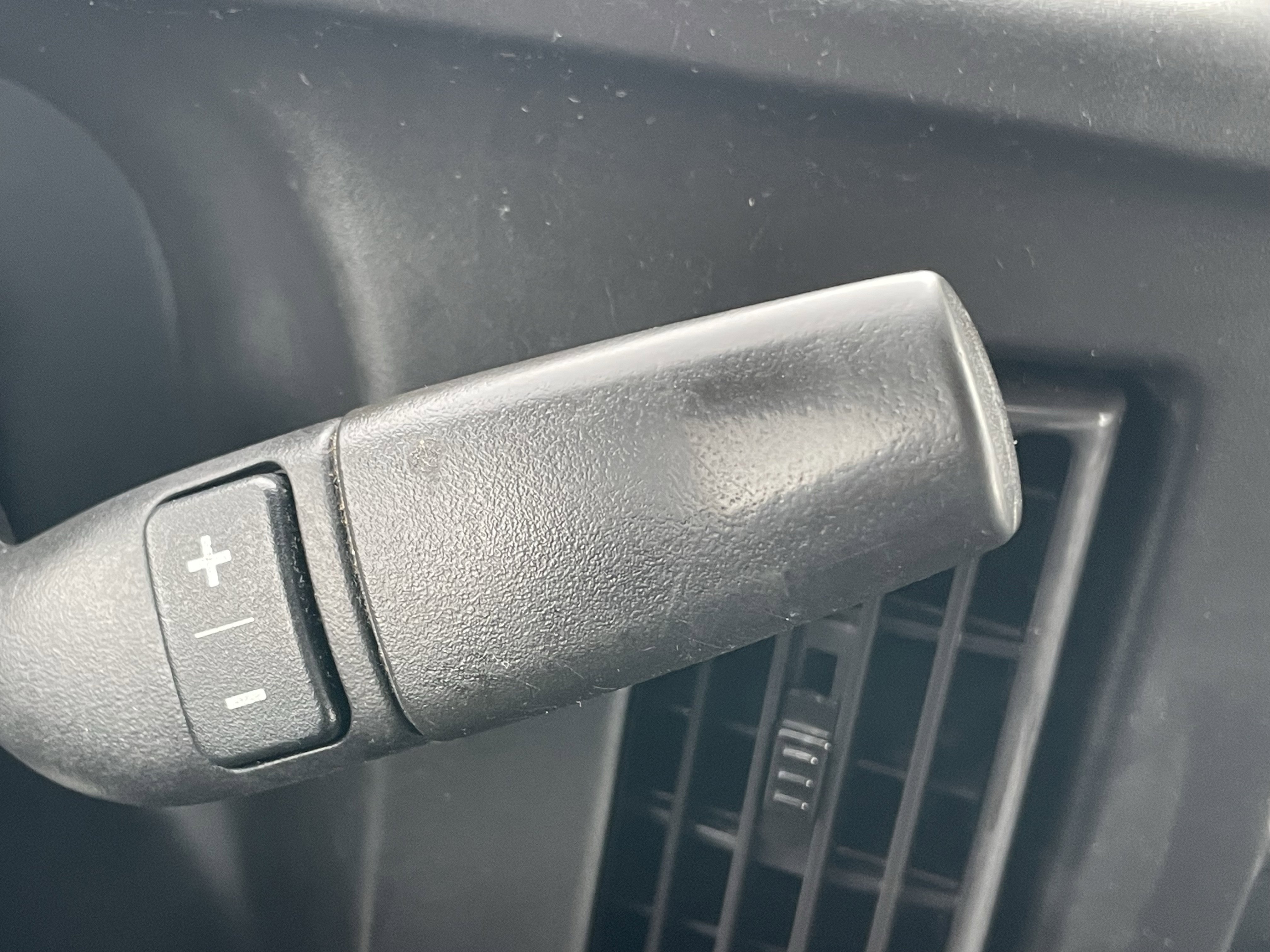 Used 2018 Chevrolet Express 2500 w/ Driver Convenience Package image 19