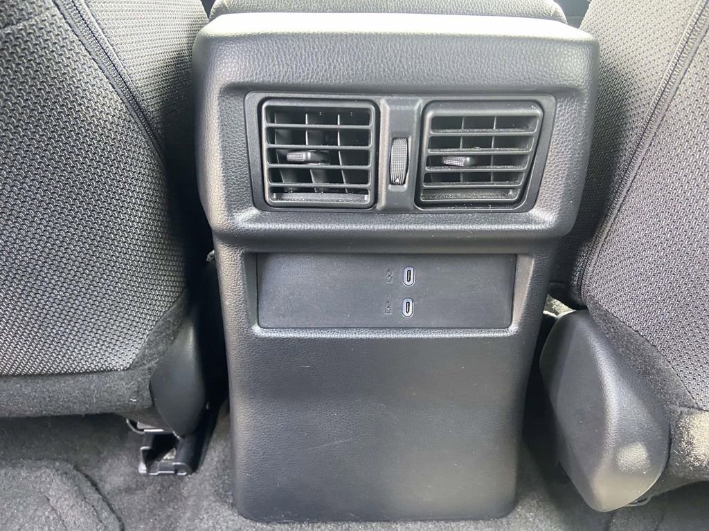 Used 2025 Toyota 4Runner SR5 image 19