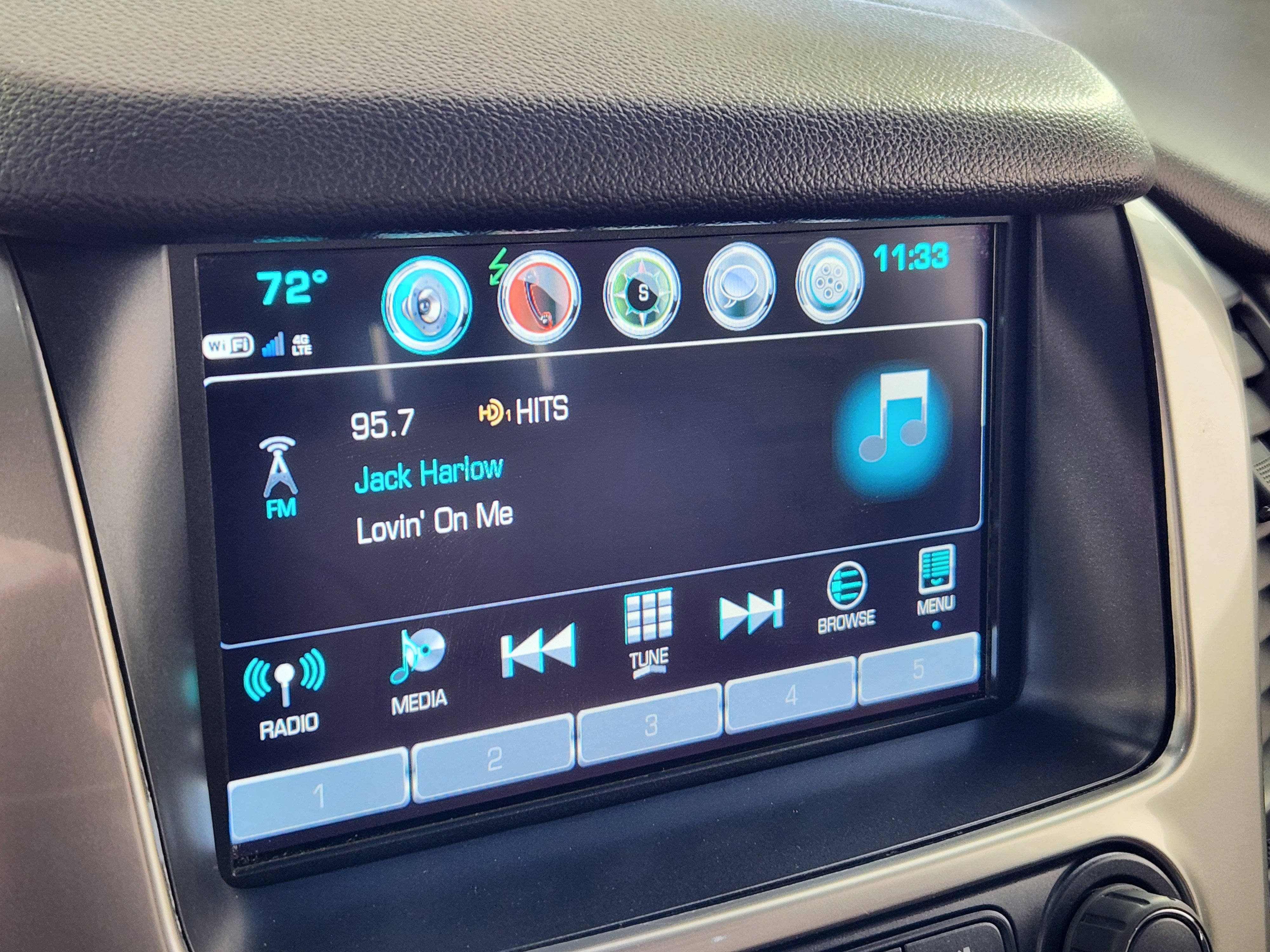 Used 2019 Chevrolet Suburban Premier w/ Premier Plus Edition image 22