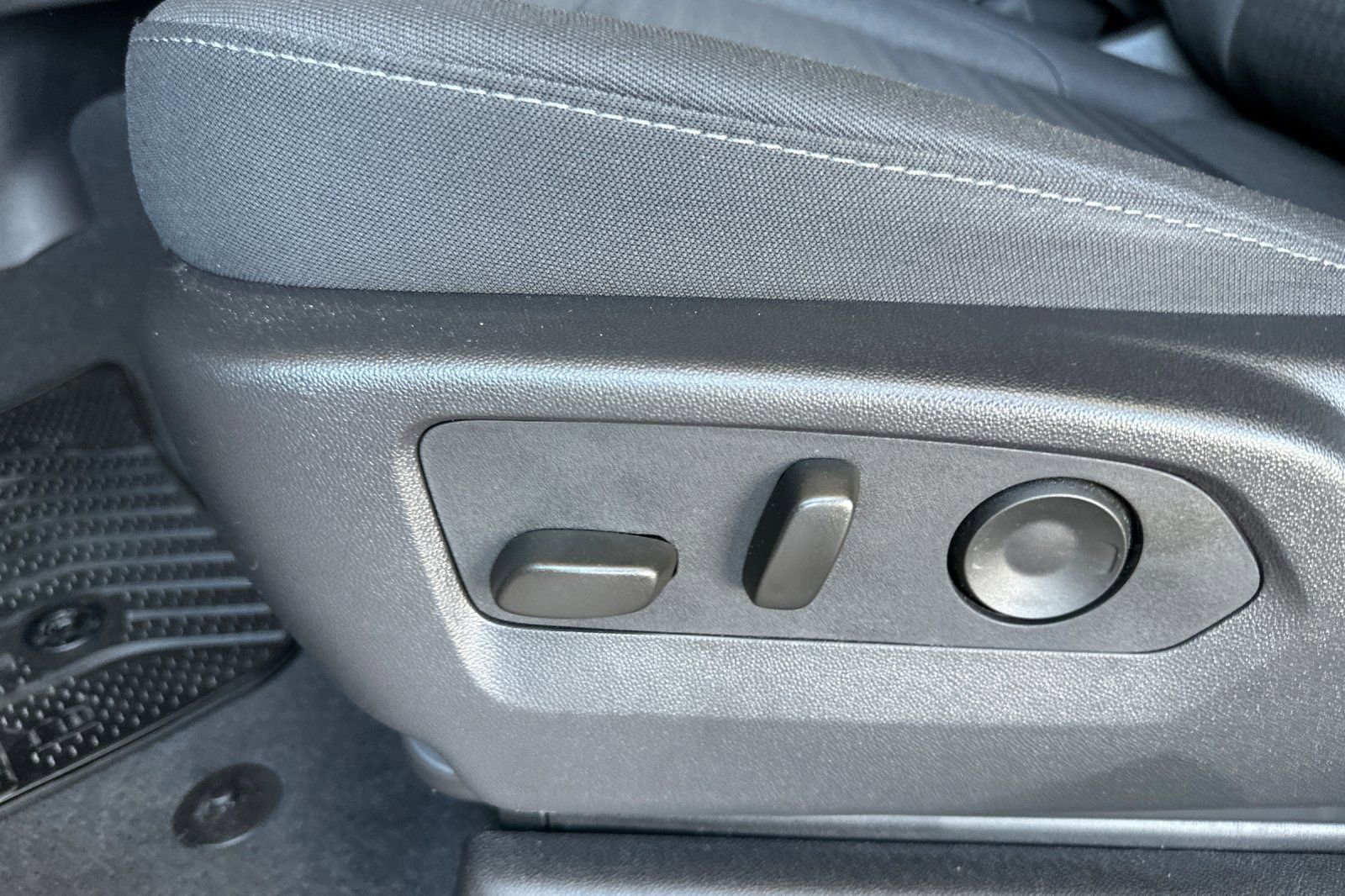 Certified 2025 GMC Sierra 1500 Elevation AWD/4WD image 12