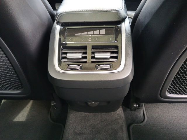 Used 2021 Volvo XC60 T6 Inscription w/ Advanced Package image 15