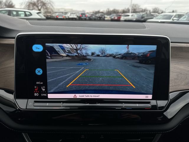 New 2026 Volkswagen Atlas SE image 15