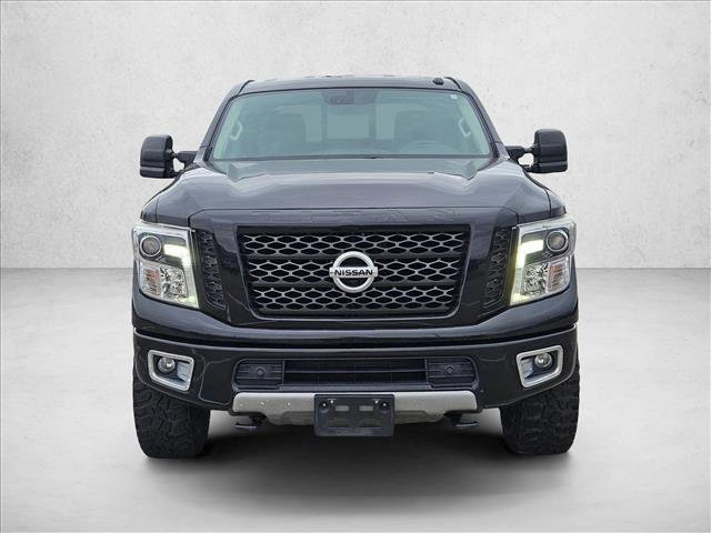 Used 2019 Nissan Titan PRO-4X w/ Pro-4x Convenience Package image 2