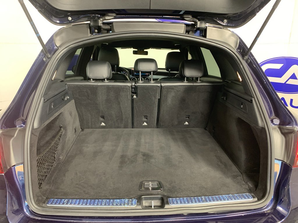 Used 2021 Mercedes-Benz GLC 300 w/ AMG Line image 37
