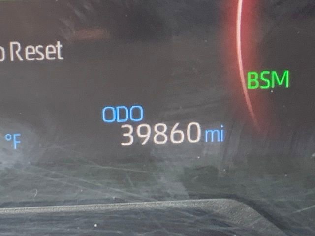 Used 2024 Toyota RAV4 XLE w/ Convenience Package image 27