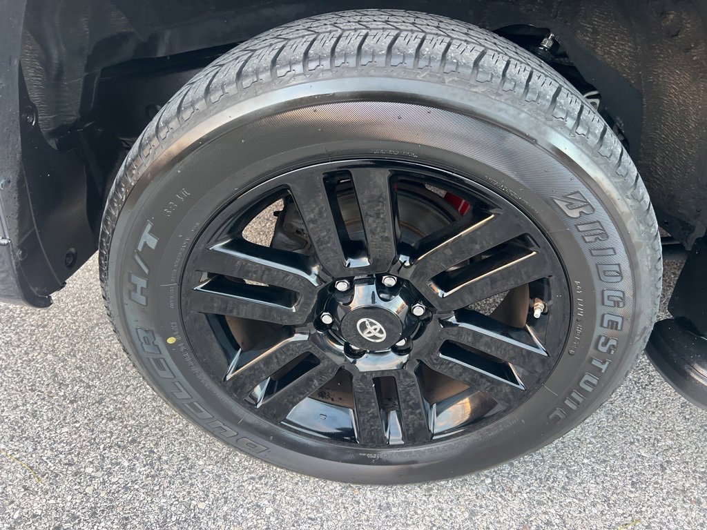 Used 2020 Toyota 4Runner Nightshade image 17