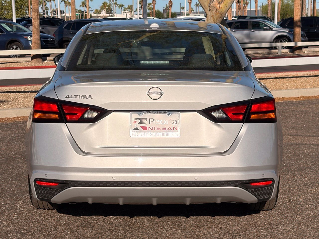Certified 2025 Nissan Altima 2.5 SV FWD image 5