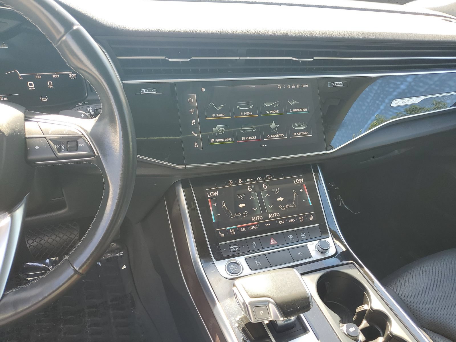 Used 2022 Audi Q8 Premium Plus AWD/4WD image 25