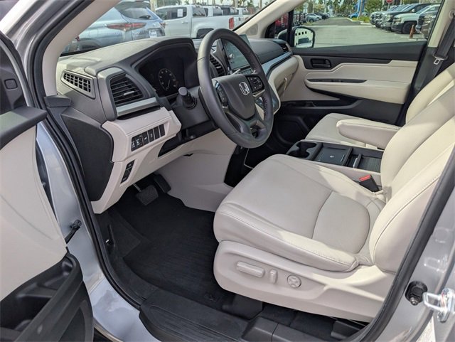 Used 2026 Honda Odyssey EX-L image 6
