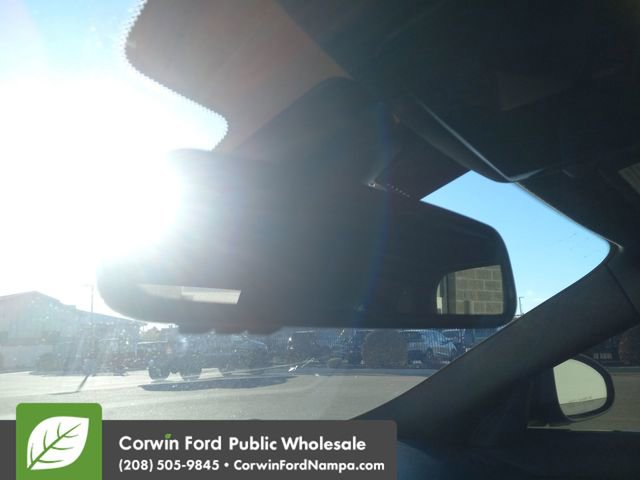 Used 2015 Jaguar F-TYPE Convertible image 20