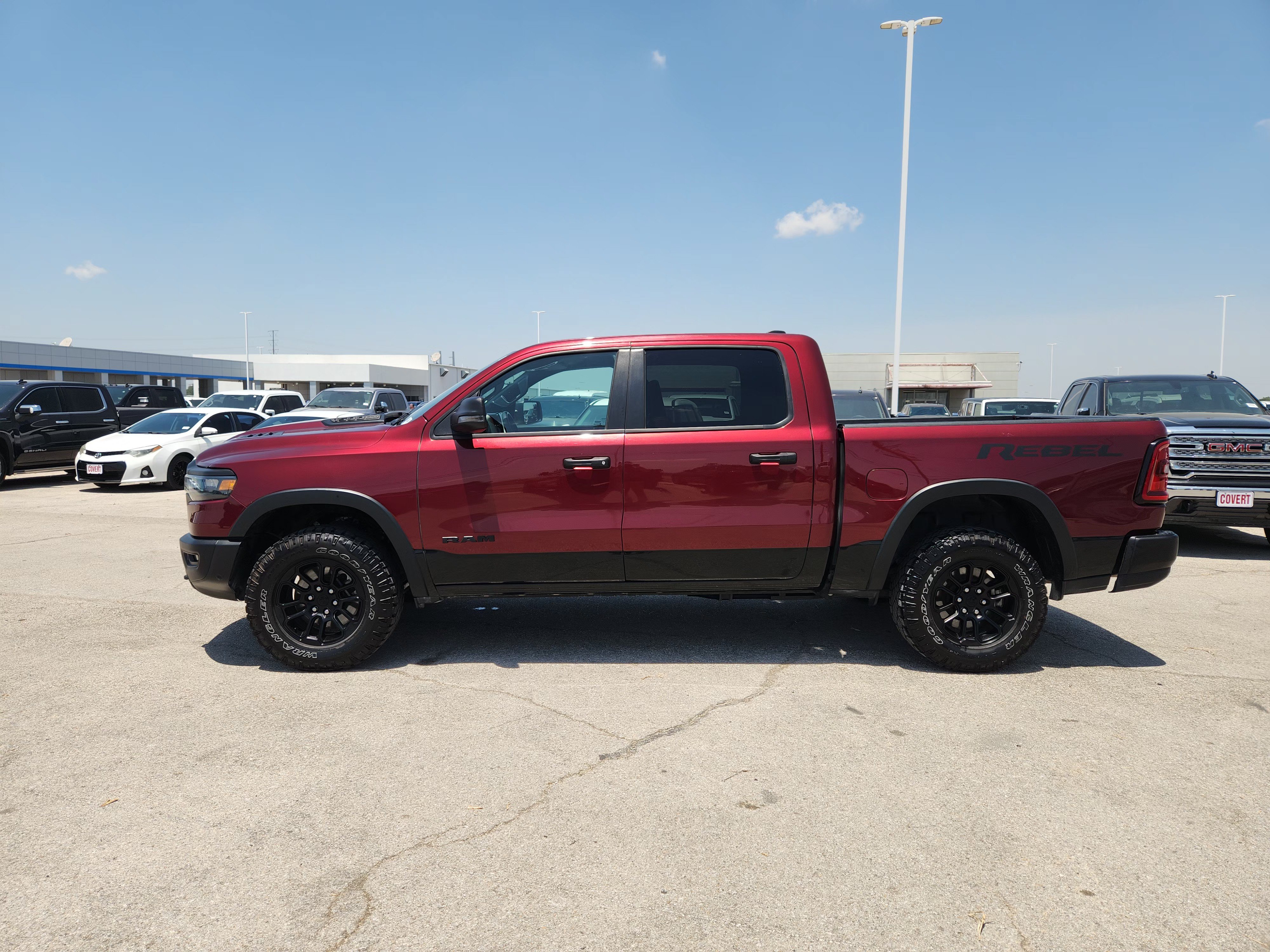 Used 2025 RAM 1500 Rebel w/ Rebel Level 1 Equipment Group AWD/4WD image 4