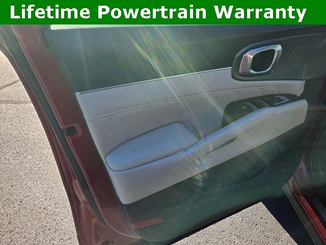 Used 2023 Kia Sorento SX image 22