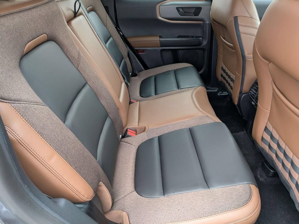 Used 2025 Ford Bronco Sport Outer Banks AWD/4WD image 29