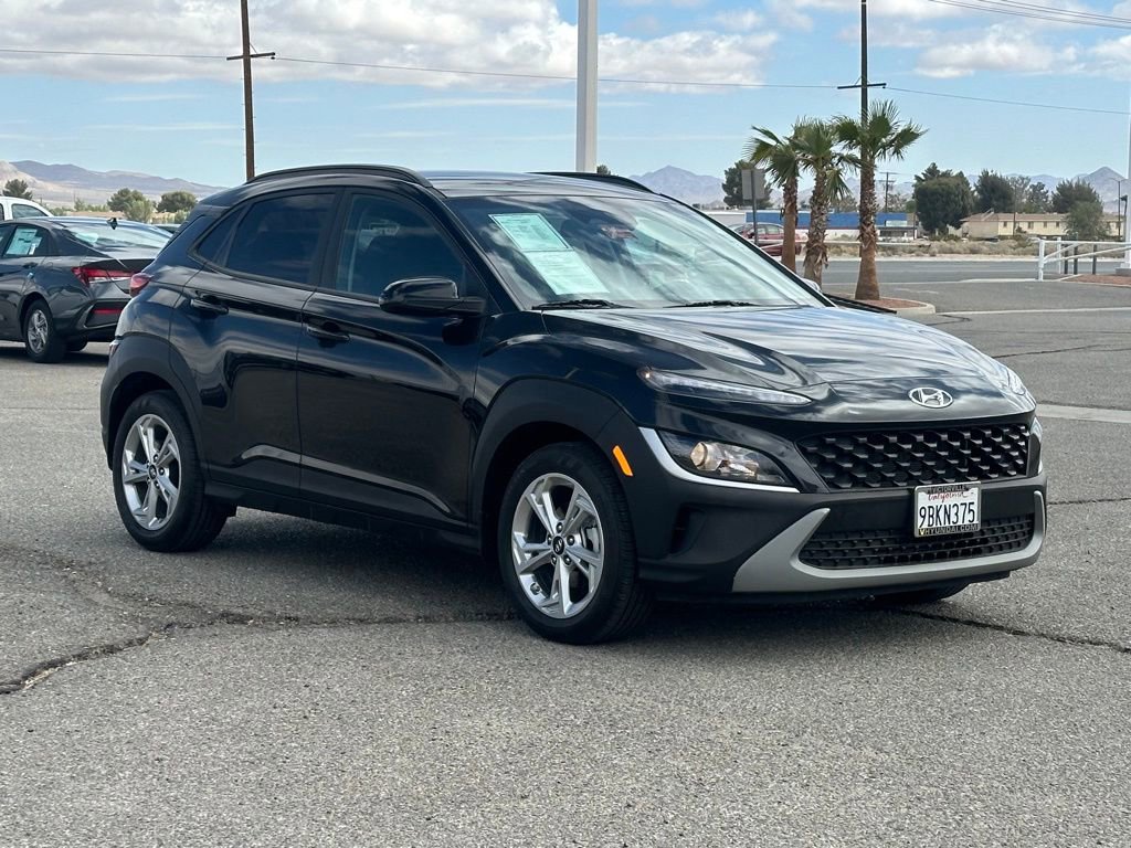 Used 2022 Hyundai Kona SEL w/ Cargo Package image 8