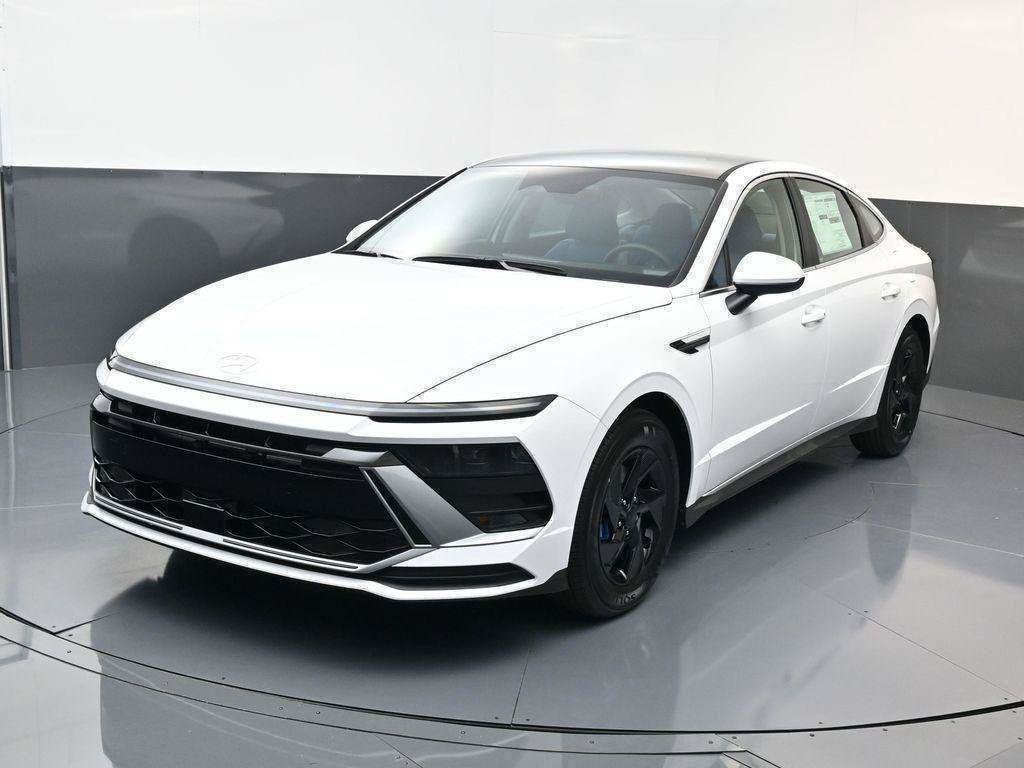 New 2026 Hyundai Sonata SE
