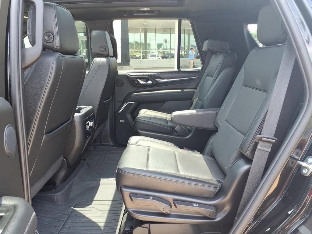 Used 2024 GMC Yukon Denali w/ Max Trailering Package AWD/4WD image 18