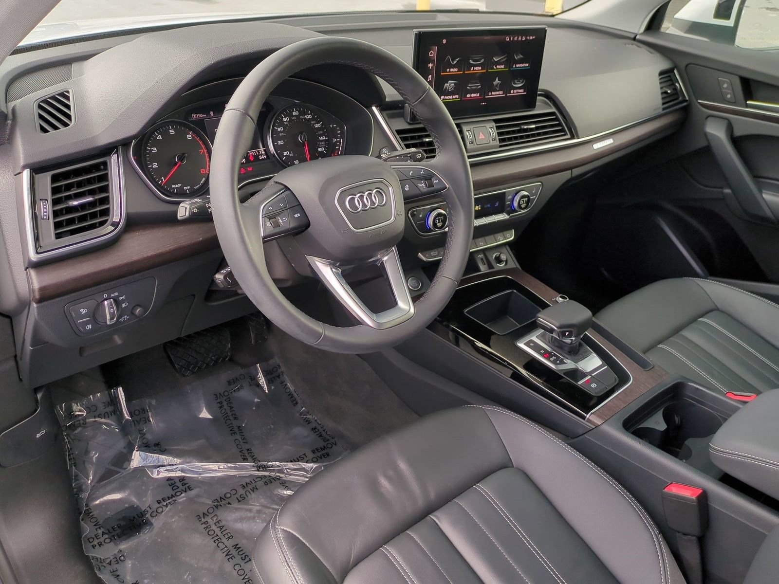Used 2023 Audi Q5 2.0T Premium w/ Convenience Package AWD/4WD image 15