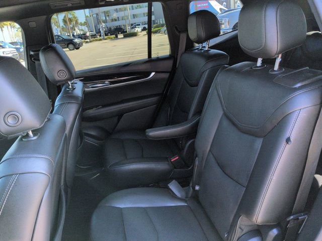 Used 2021 Cadillac XT6 Premium Luxury image 14