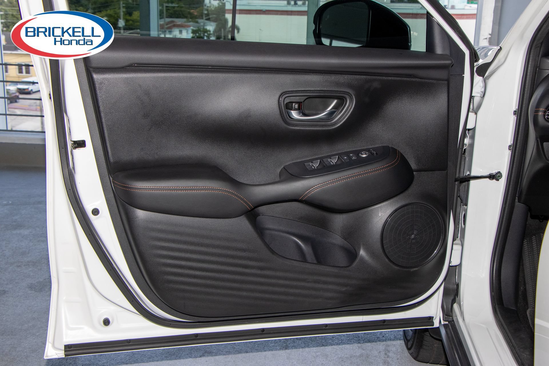 Certified 2025 Honda HR-V Sport image 9