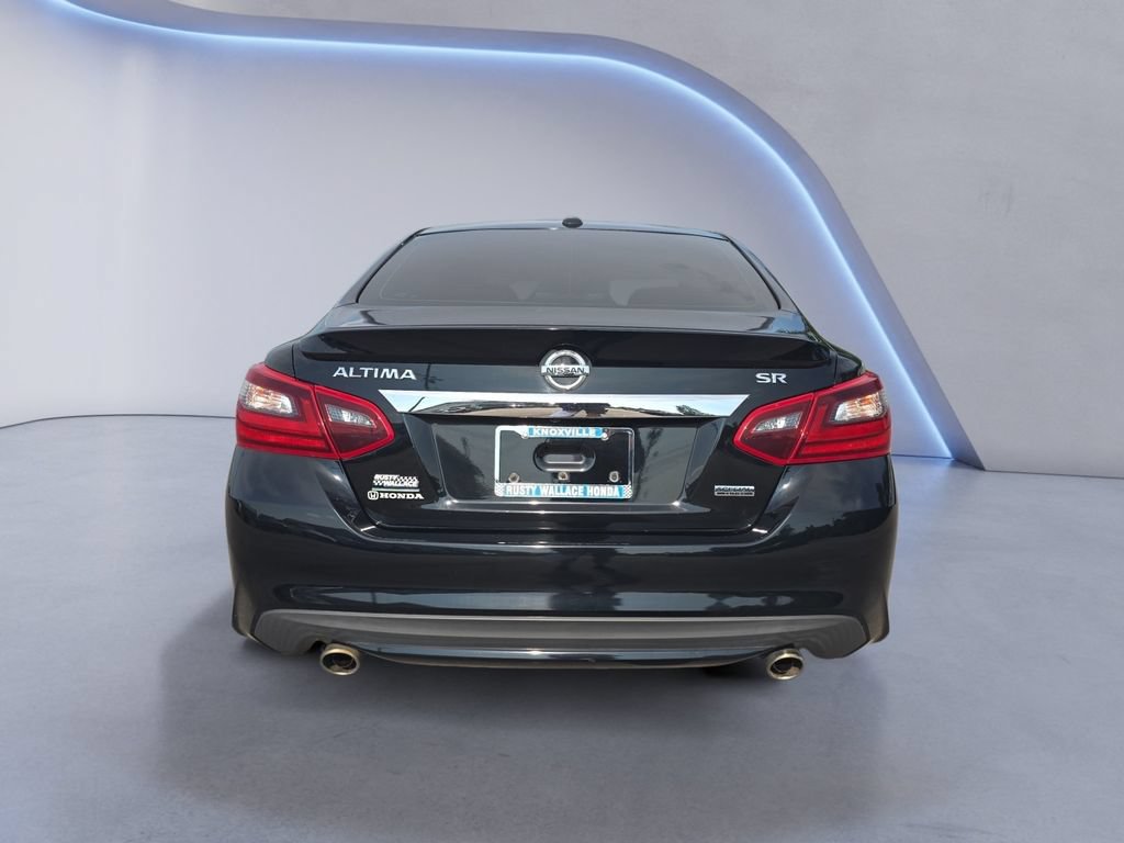 Used 2018 Nissan Altima 2.5 SR w/ SR Special Edition FWD image 4