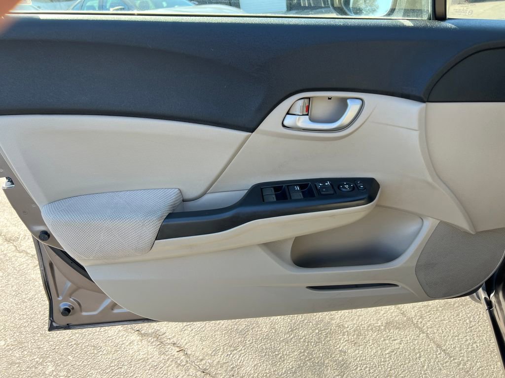 Used 2012 Honda Civic LX image 12