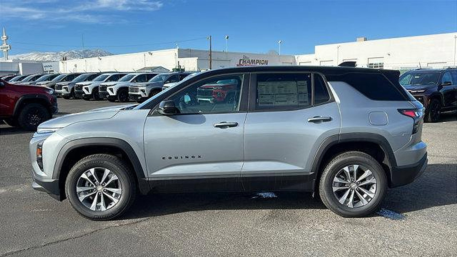 New 2026 Chevrolet Equinox LT w/ Convenience Package II image 8