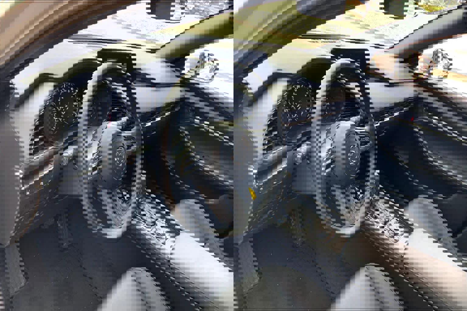 Used 2023 MAZDA MAZDA3 s image 17