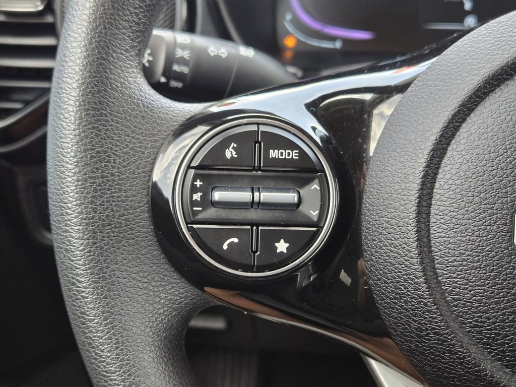 Certified 2025 Kia Soul S FWD image 27