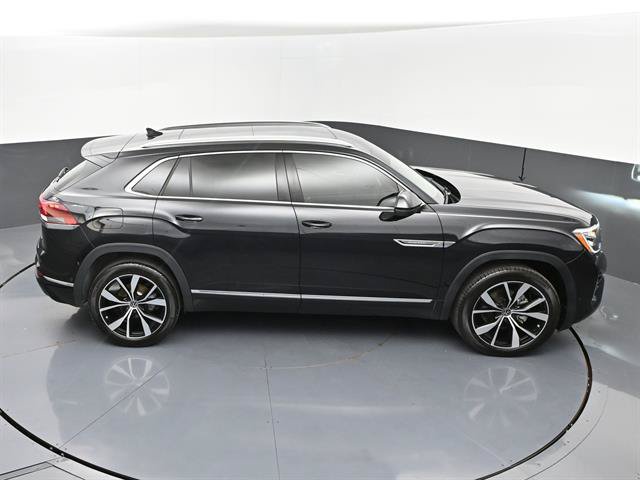 Used 2025 Volkswagen Atlas Cross Sport SEL Premium R-Line AWD/4WD image 48