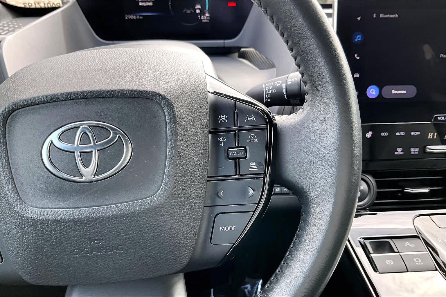 Used 2023 Toyota bZ4X AWD image 24