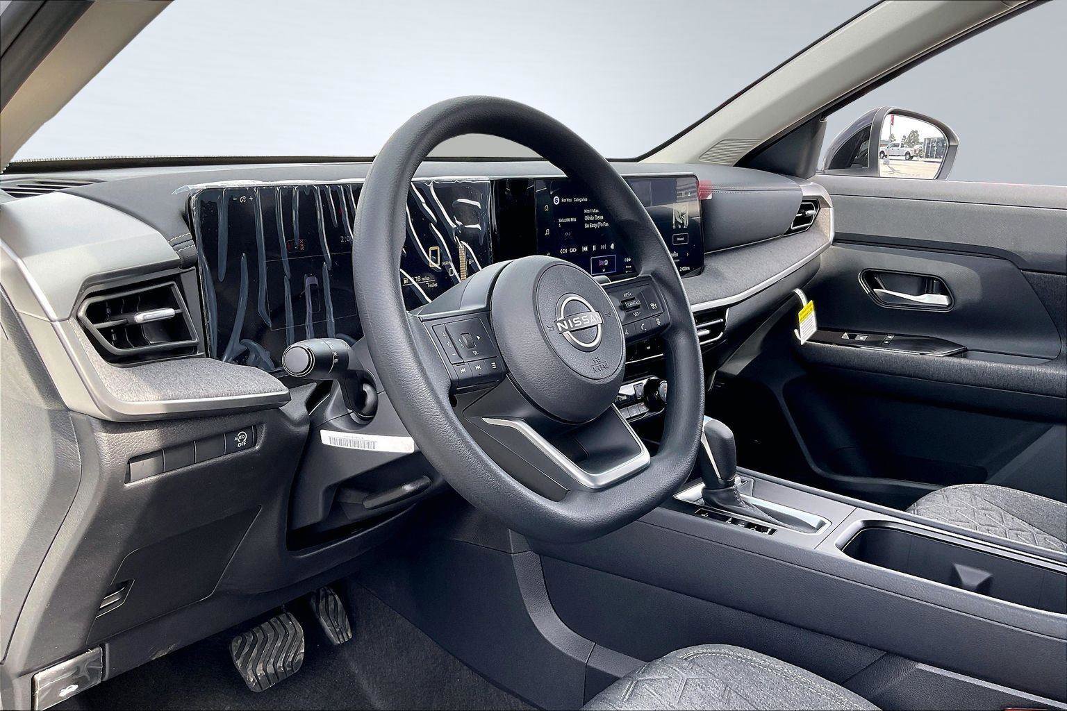 New 2026 Nissan Kicks SV FWD image 7