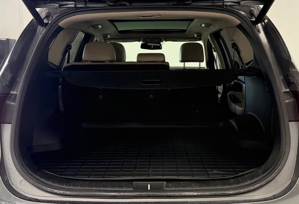 Used 2019 Hyundai Santa Fe AWD image 27