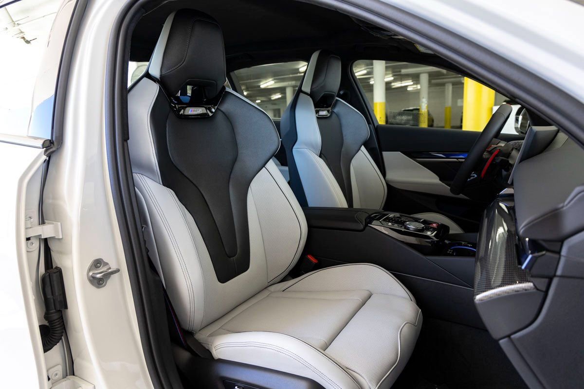 New 2026 BMW M5 w/ Carbon Package image 41