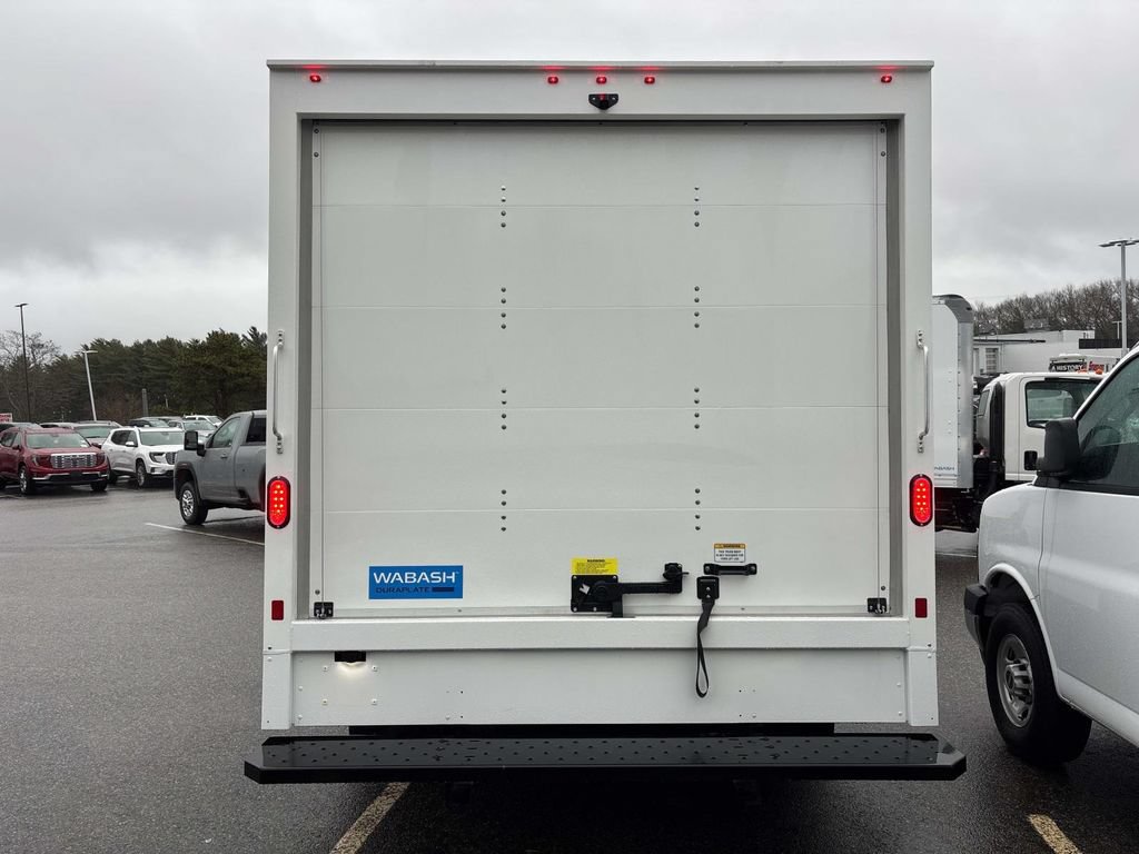 Used 2024 GMC Savana 3500 w/ Power Convenience Package RWD image 6
