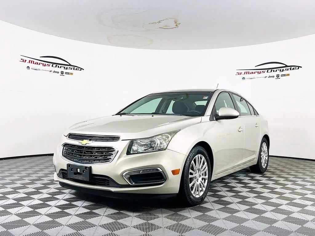 Used 2015 Chevrolet Cruze Eco w/ Enhanced Safety Package image 4