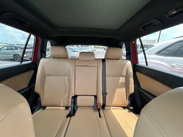 Used 2024 Volkswagen Tiguan SE R-Line FWD image 32