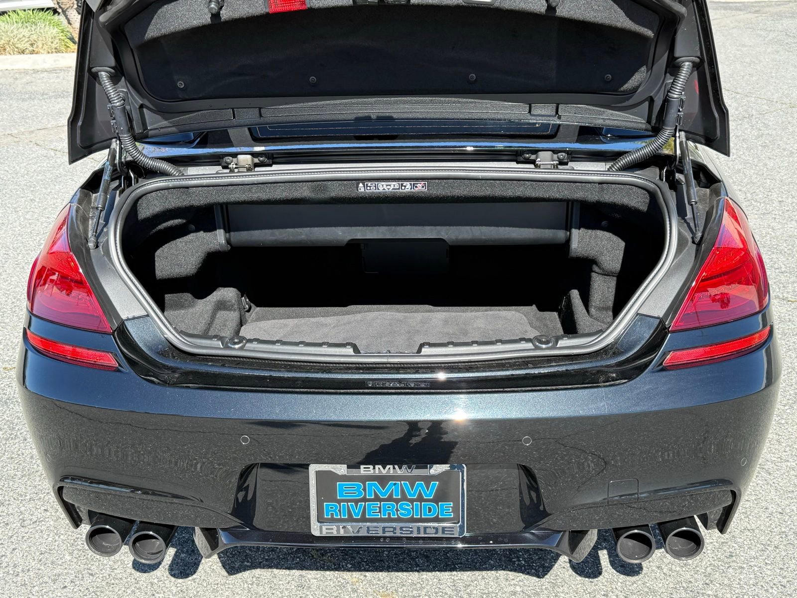 Used 2014 BMW M6 Convertible image 16