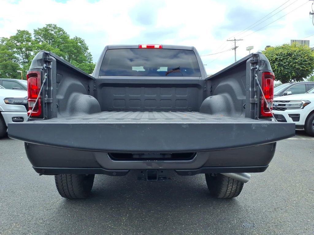 Used 2025 RAM 2500 Big Horn AWD/4WD image 17