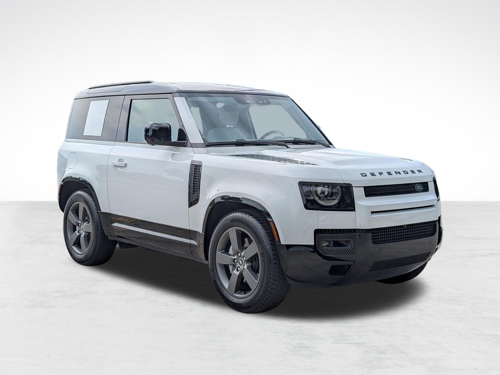 Used 2025 Land Rover Defender 90 X-Dynamic SE AWD/4WD image 7