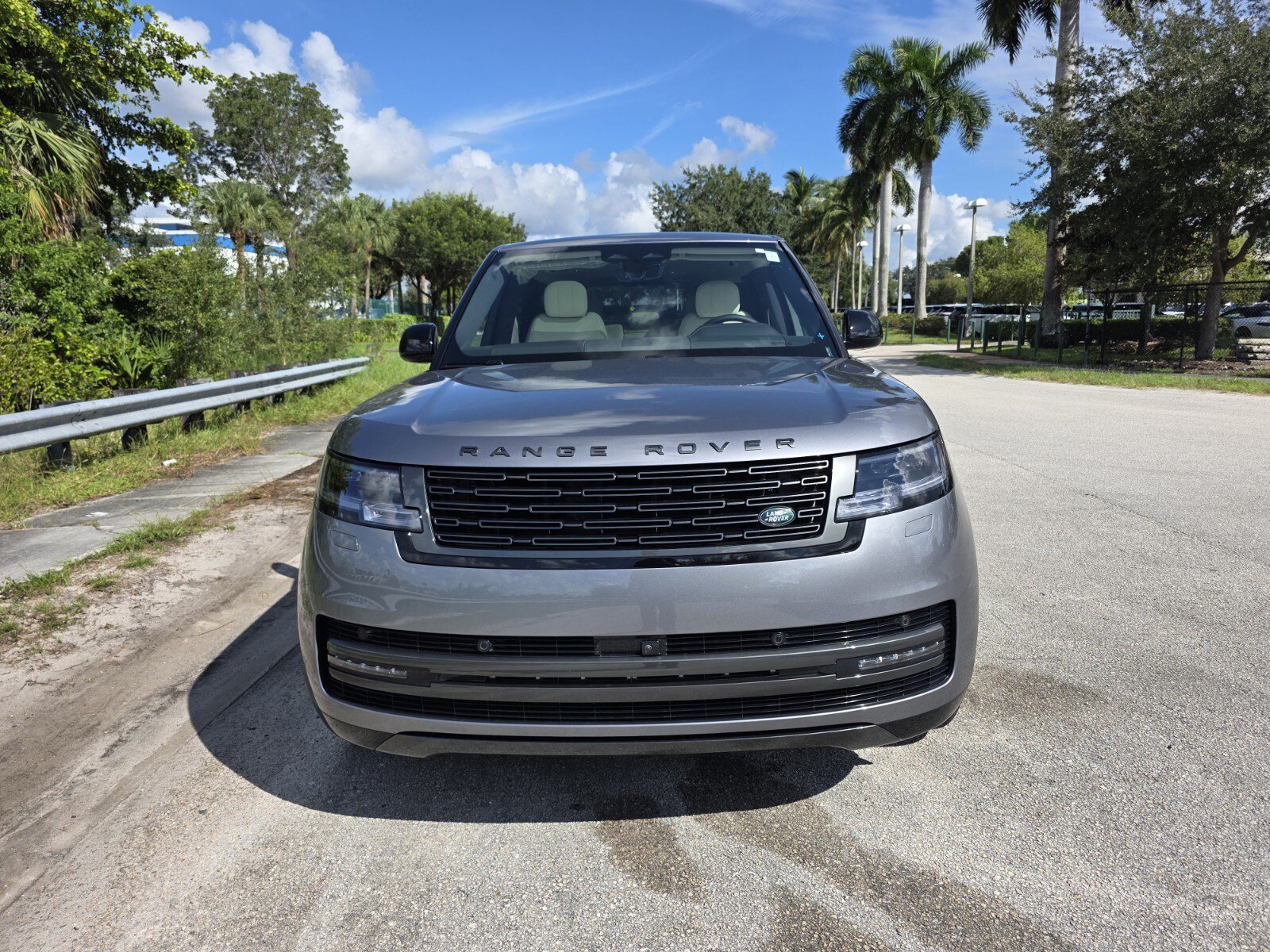 New 2027 Land Rover Range Rover SE AWD/4WD image 8