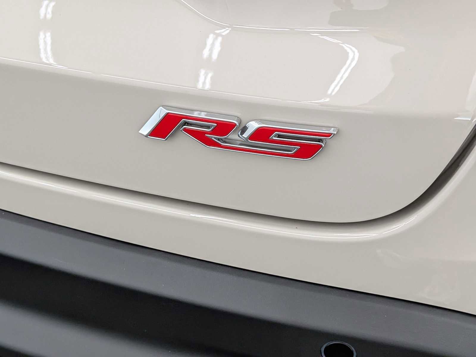 New 2026 Chevrolet Trax RS w/ Sunroof Package FWD image 13