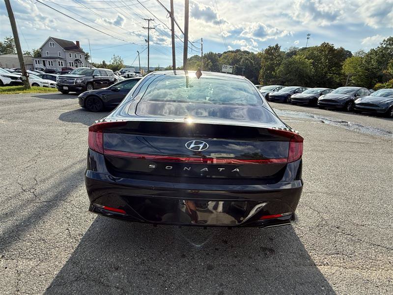 Used 2023 Hyundai Sonata SEL FWD image 4